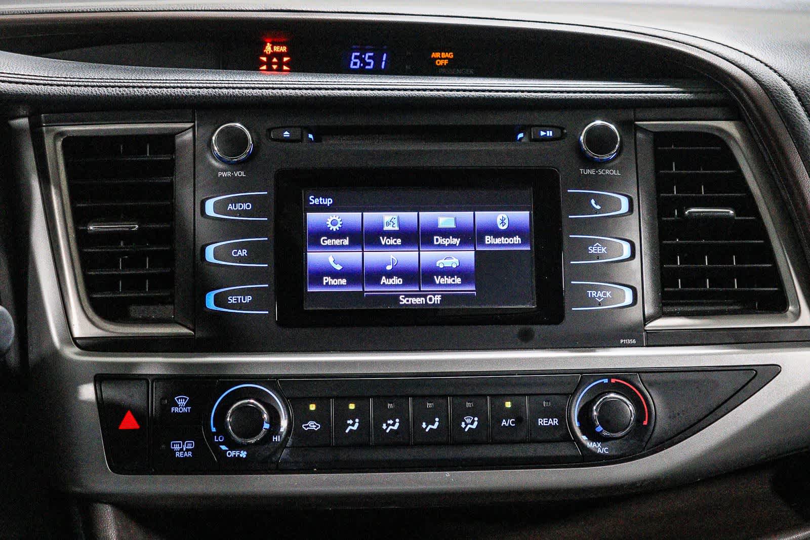 2017 Toyota Highlander LE