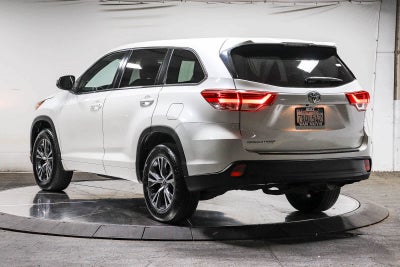 2017 Toyota Highlander LE