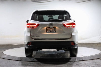 2017 Toyota Highlander LE