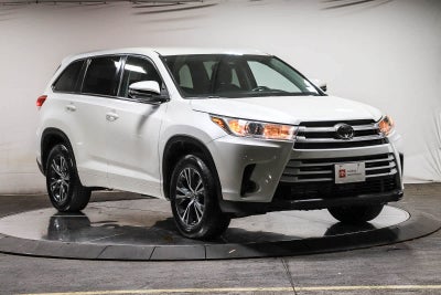 2017 Toyota Highlander LE