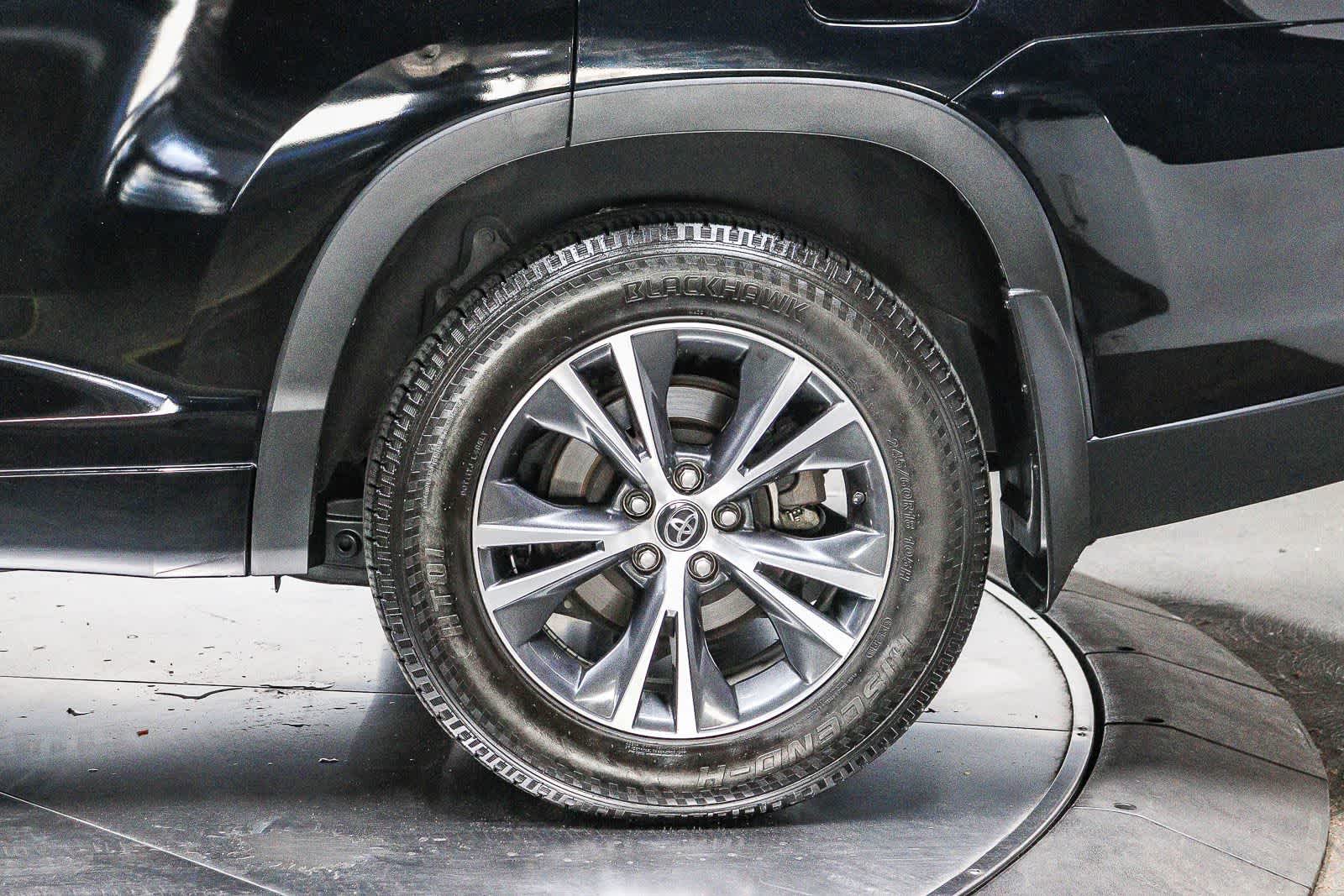 2018 Toyota Highlander LE