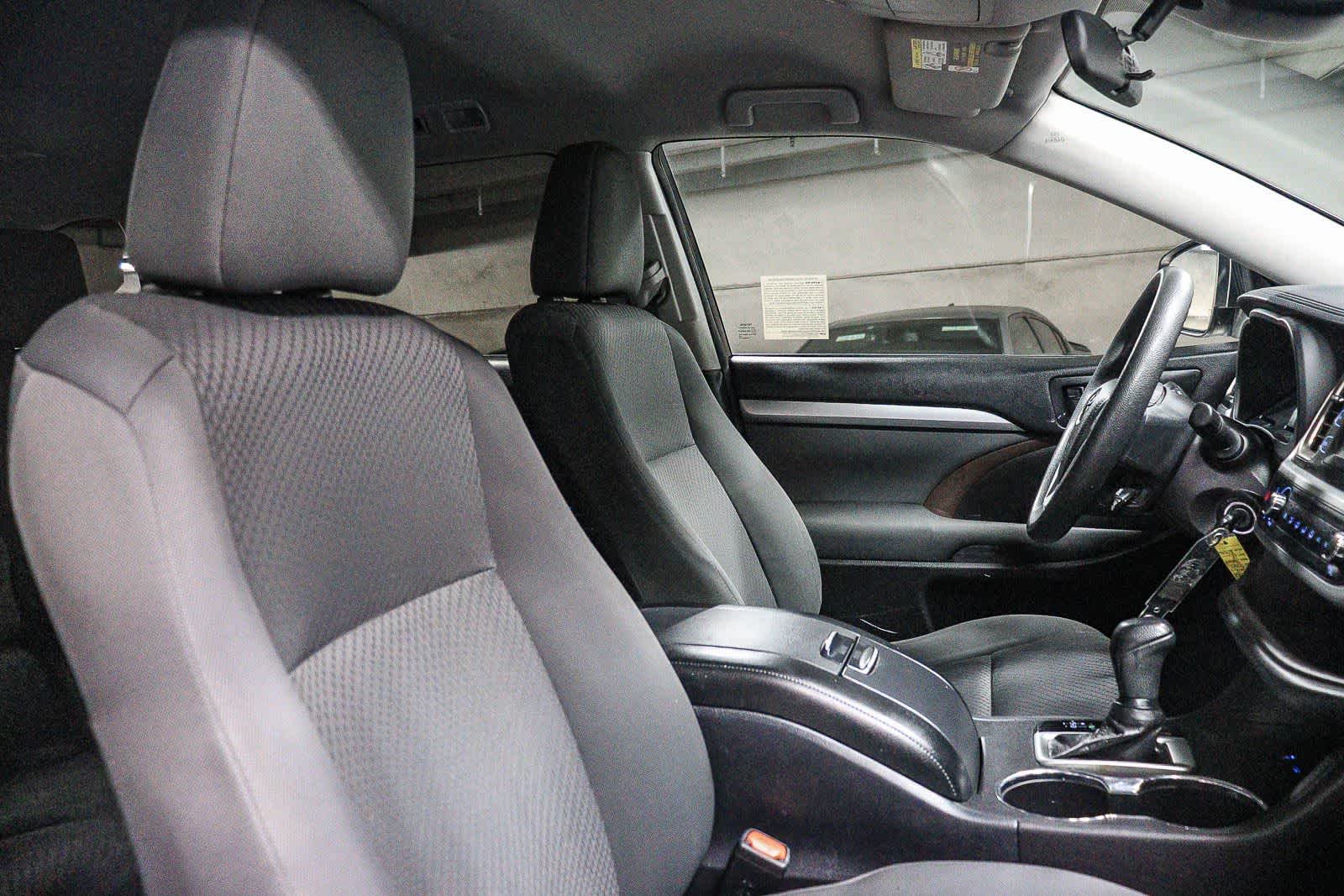 2018 Toyota Highlander LE