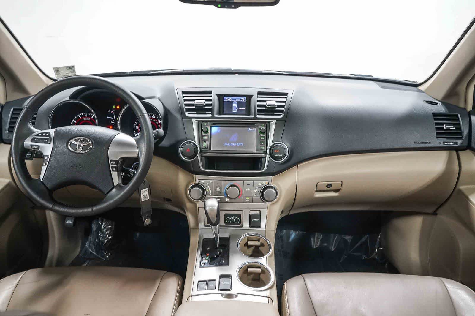 2013 Toyota Highlander SE