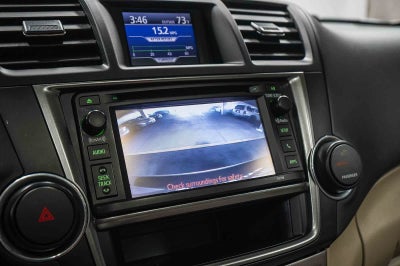 2013 Toyota Highlander SE