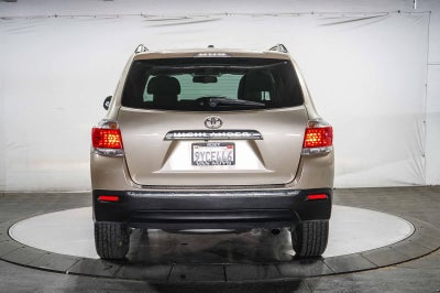 2013 Toyota Highlander SE