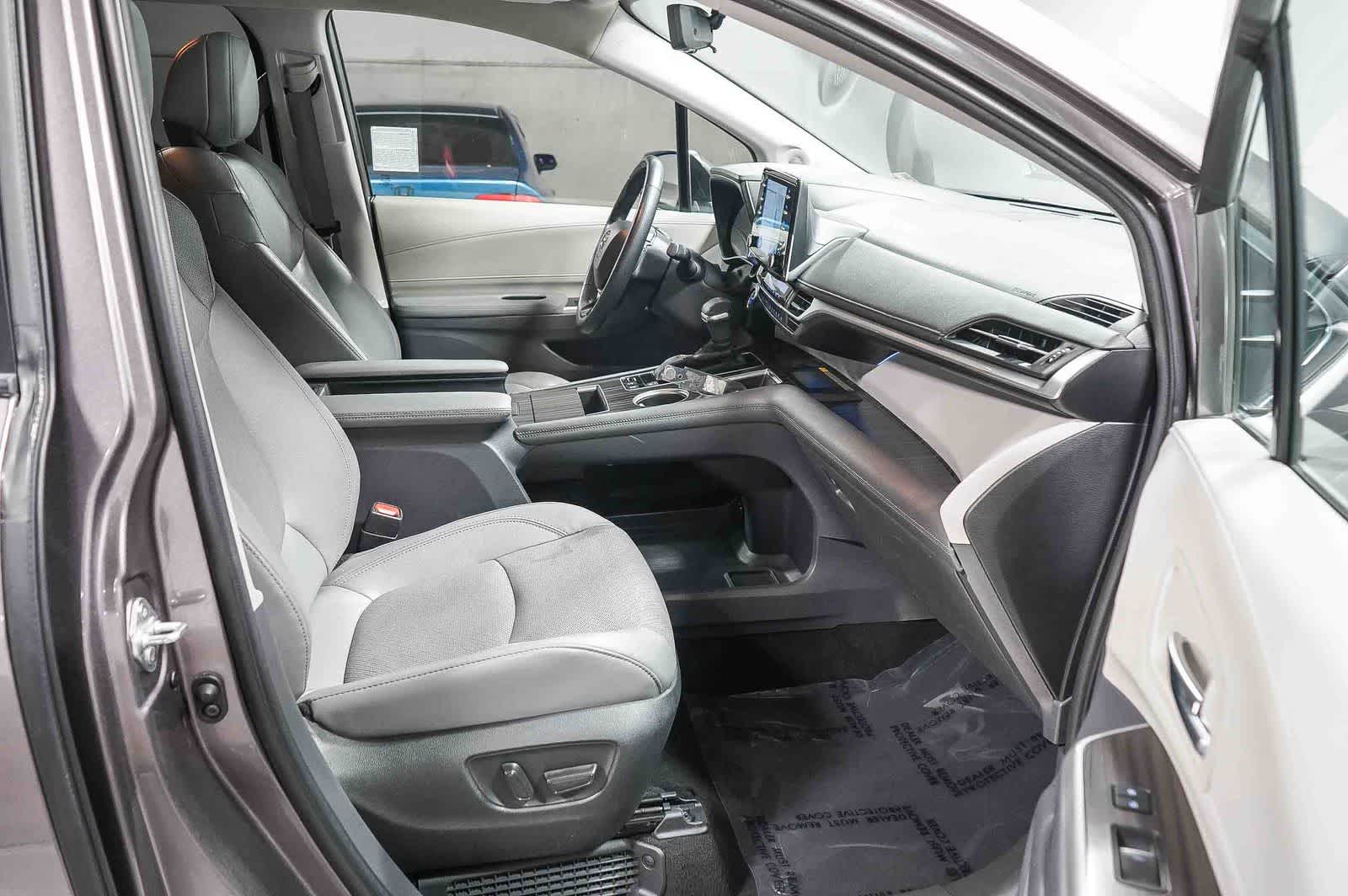 2022 Toyota Sienna Limited