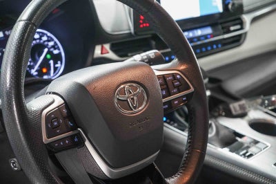 2022 Toyota Sienna Limited