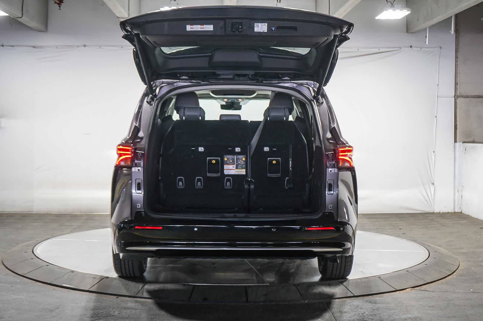 2022 Toyota Sienna Limited