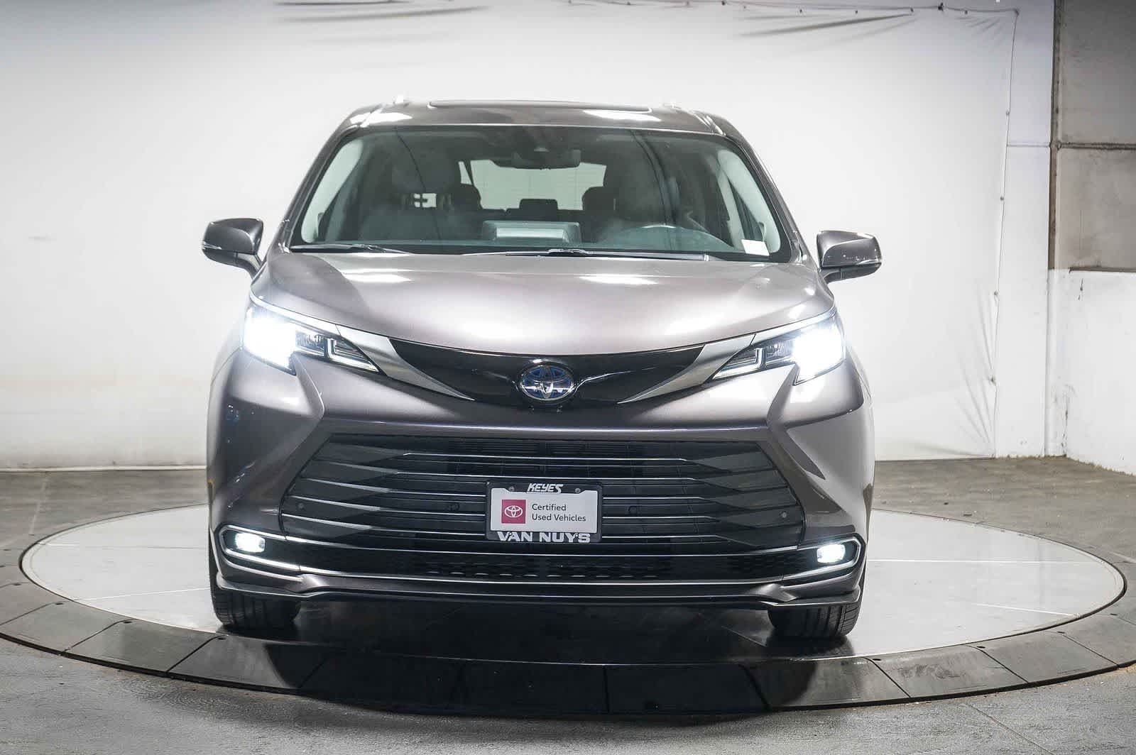 2022 Toyota Sienna Limited