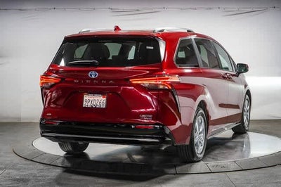 2024 Toyota Sienna Limited
