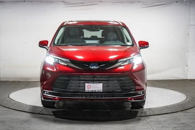 2024 Toyota Sienna Limited