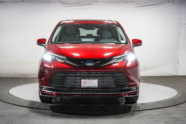 2024 Toyota Sienna Limited