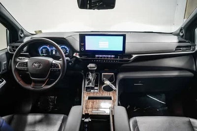 2025 Toyota Sienna Limited