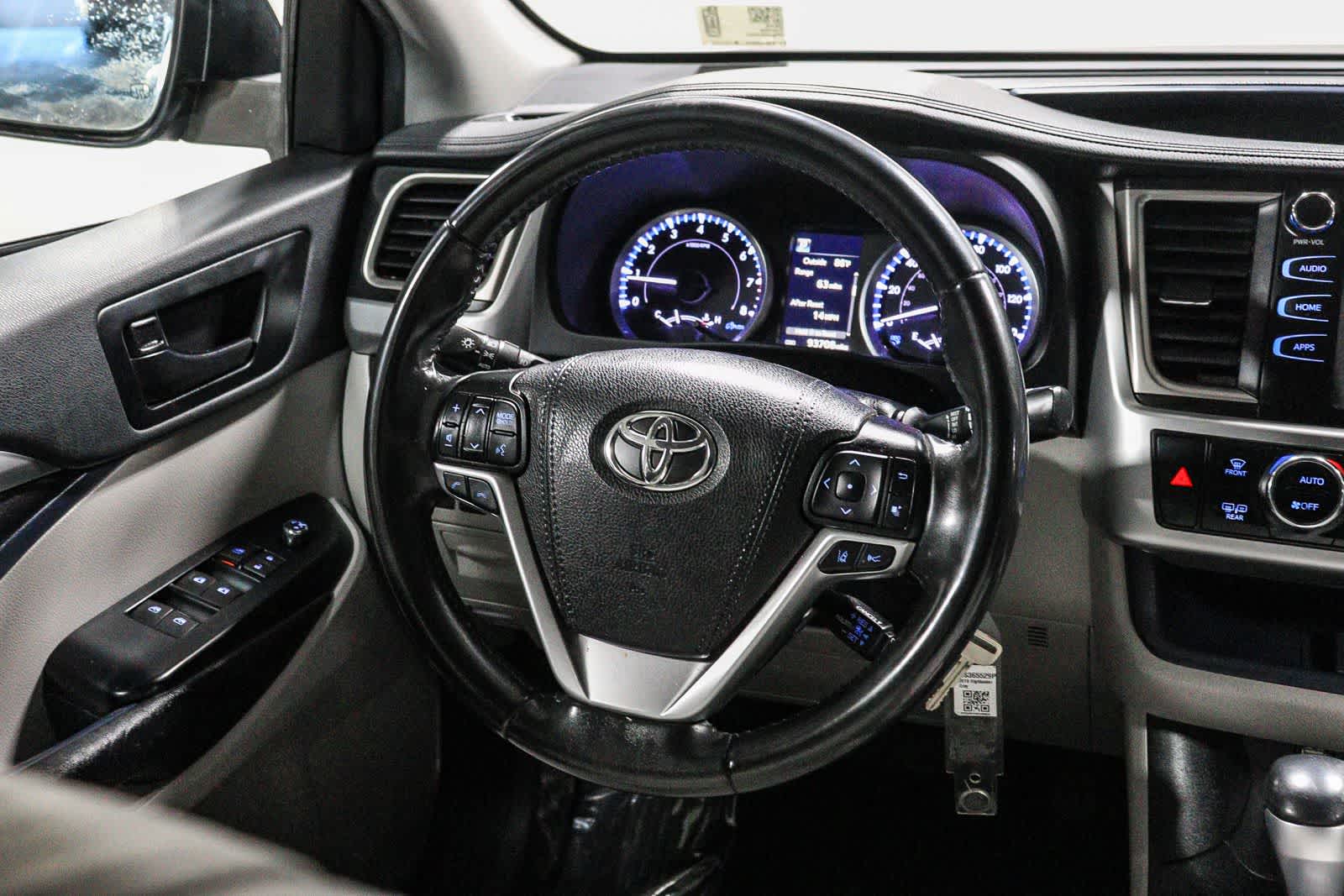 2019 Toyota Highlander LE Plus