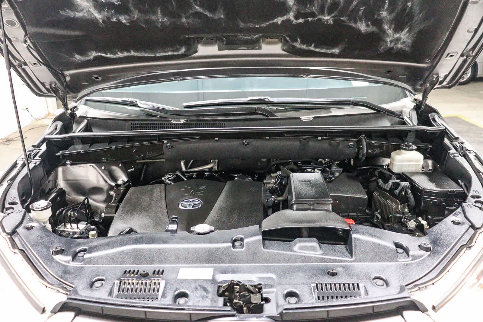 2019 Toyota Highlander LE Plus