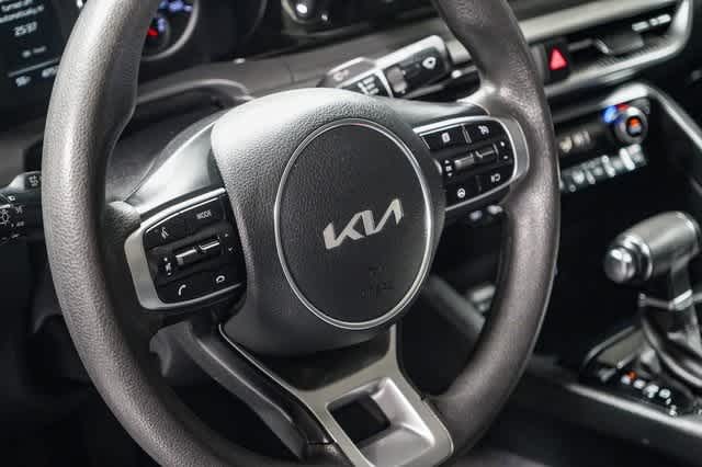 2022 Kia K5 LXS