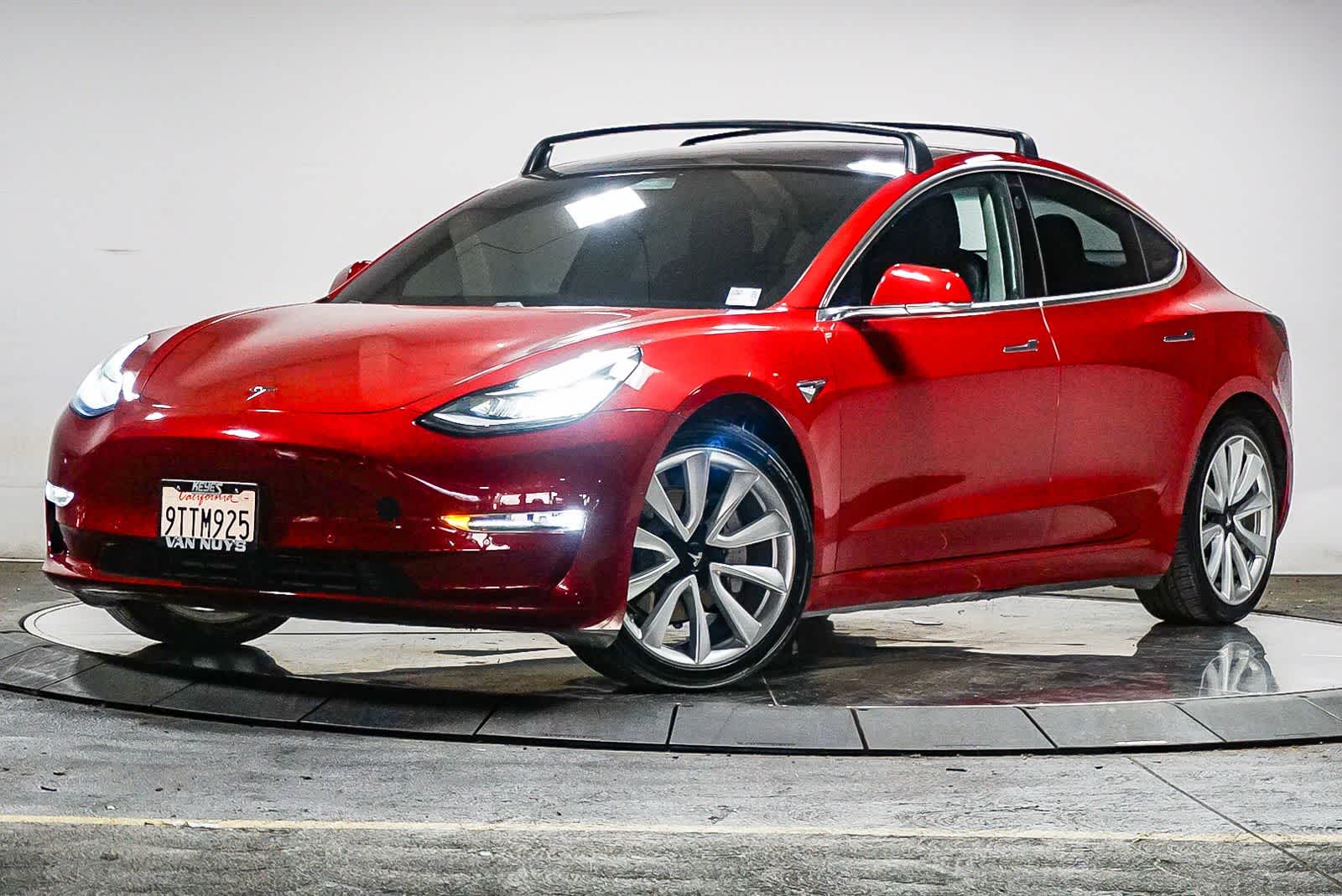 2018 Tesla Model 3 Long Range Dual Motor All-Wheel Drive's photo