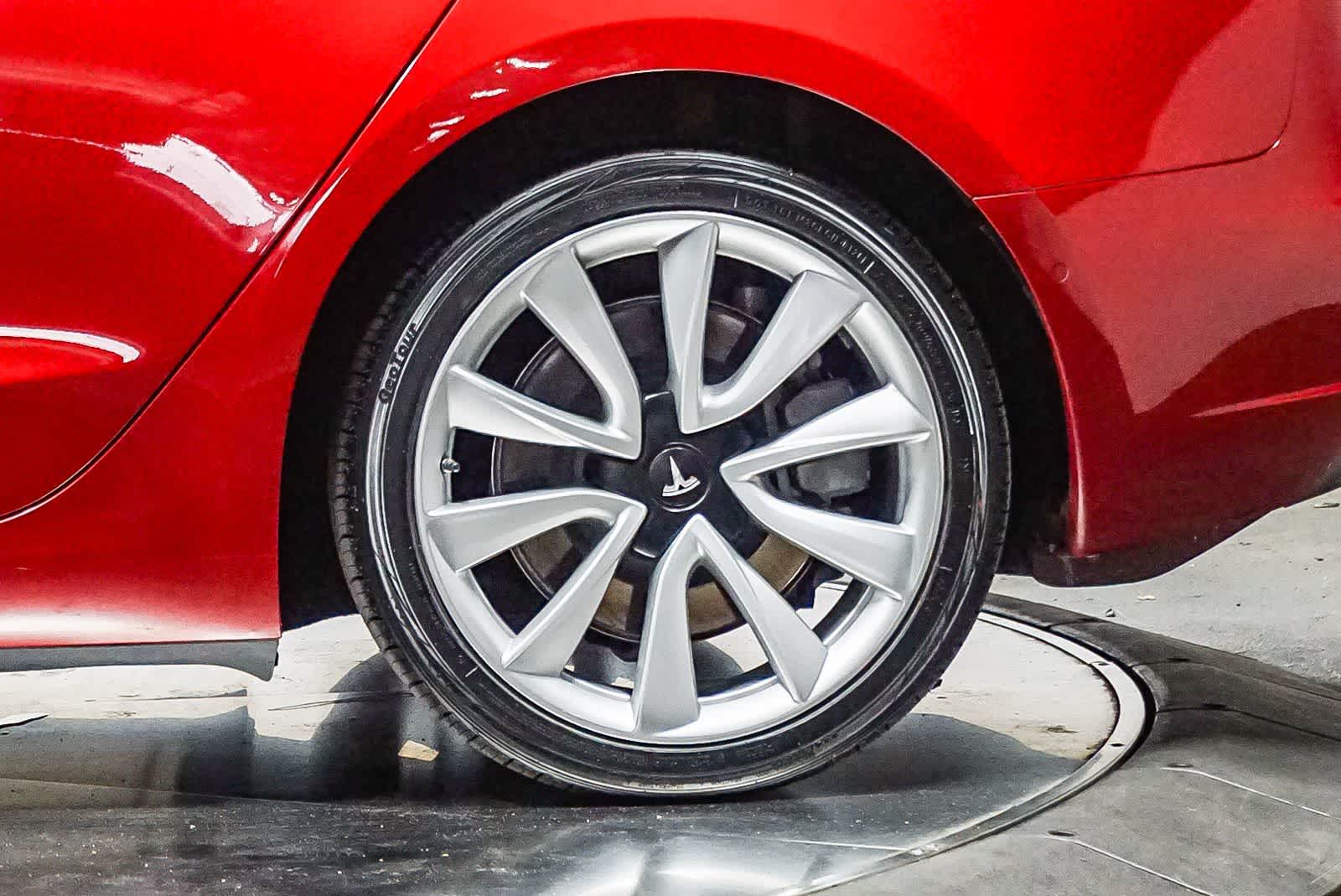 2018 Tesla Model 3 Performance