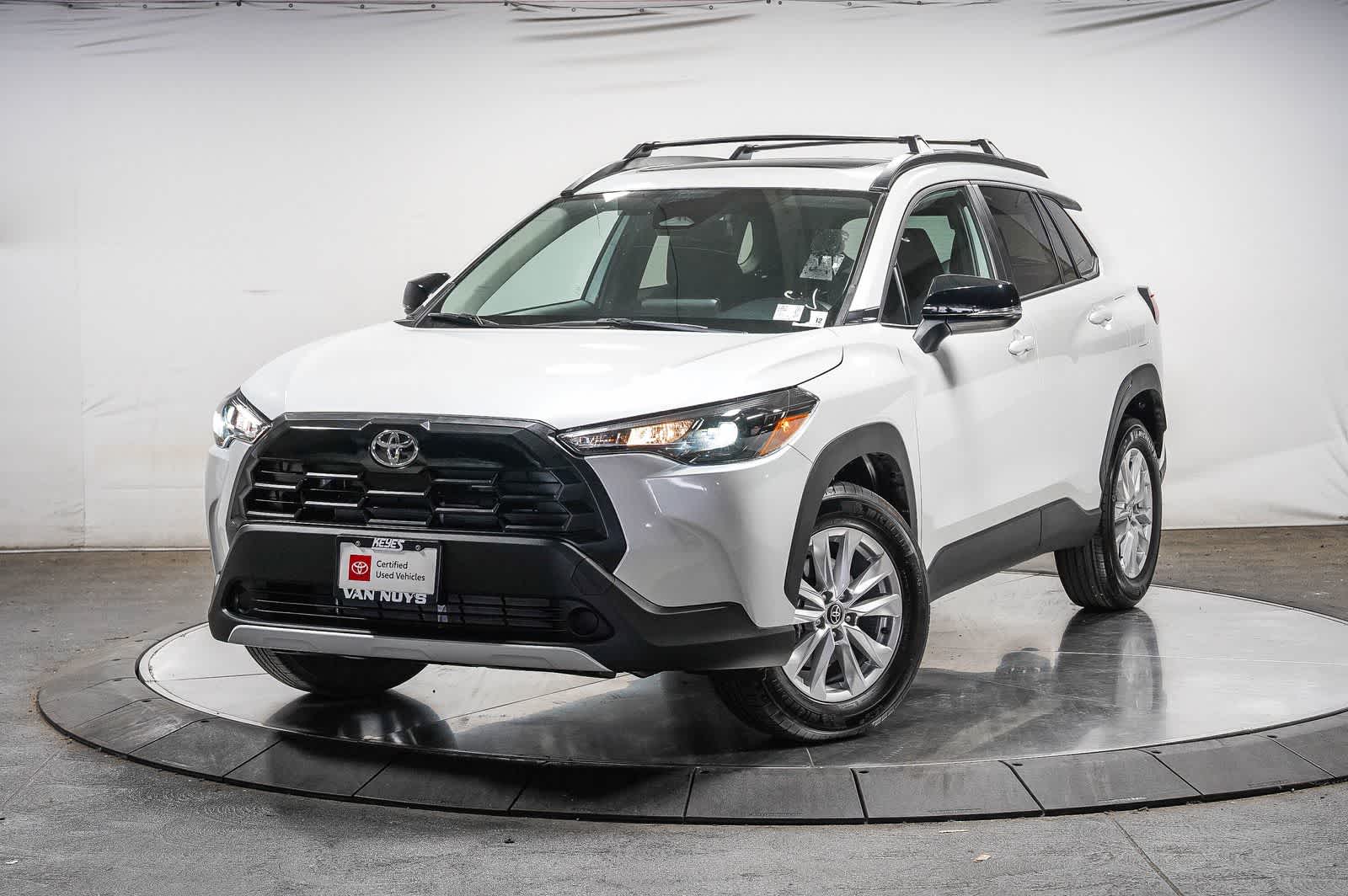 2026 Toyota Corolla Cross LE