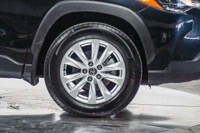 2025 Toyota Corolla Cross LE