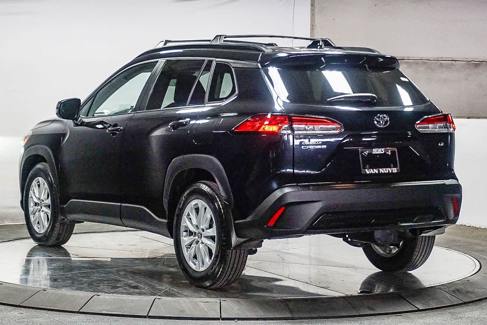 2025 Toyota Corolla Cross LE