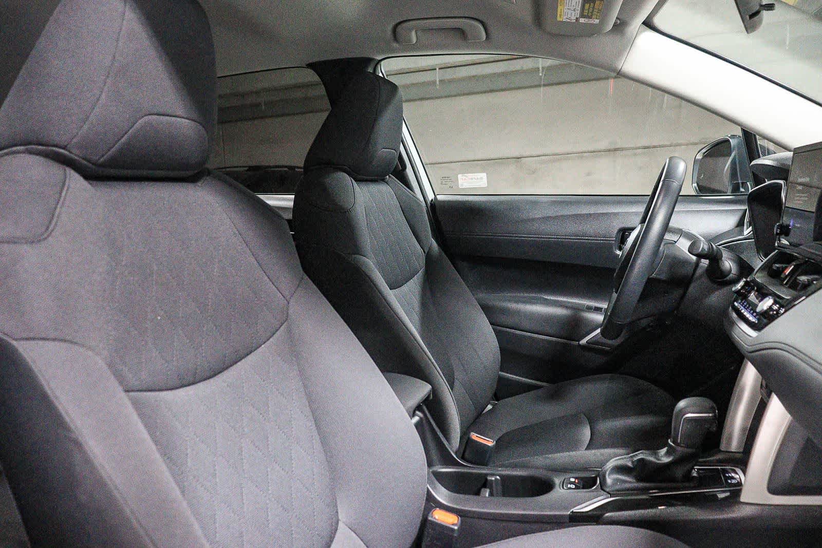 2025 Toyota Corolla Cross LE
