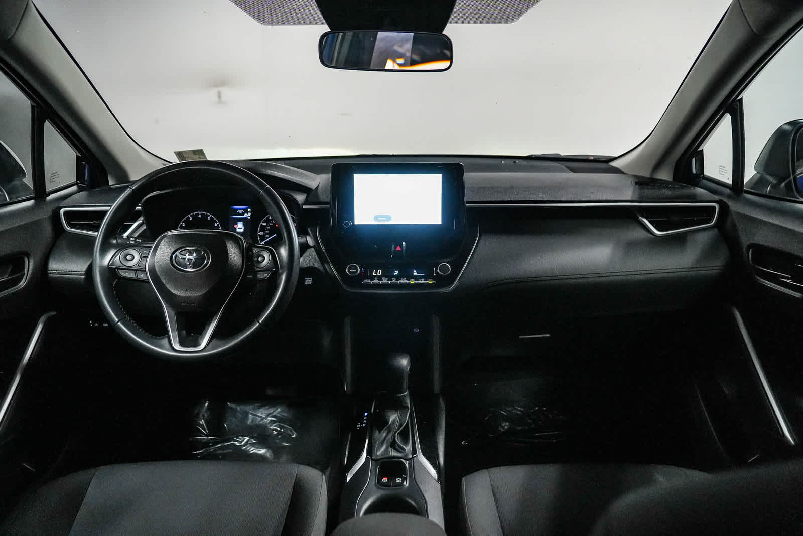 2025 Toyota Corolla Cross LE