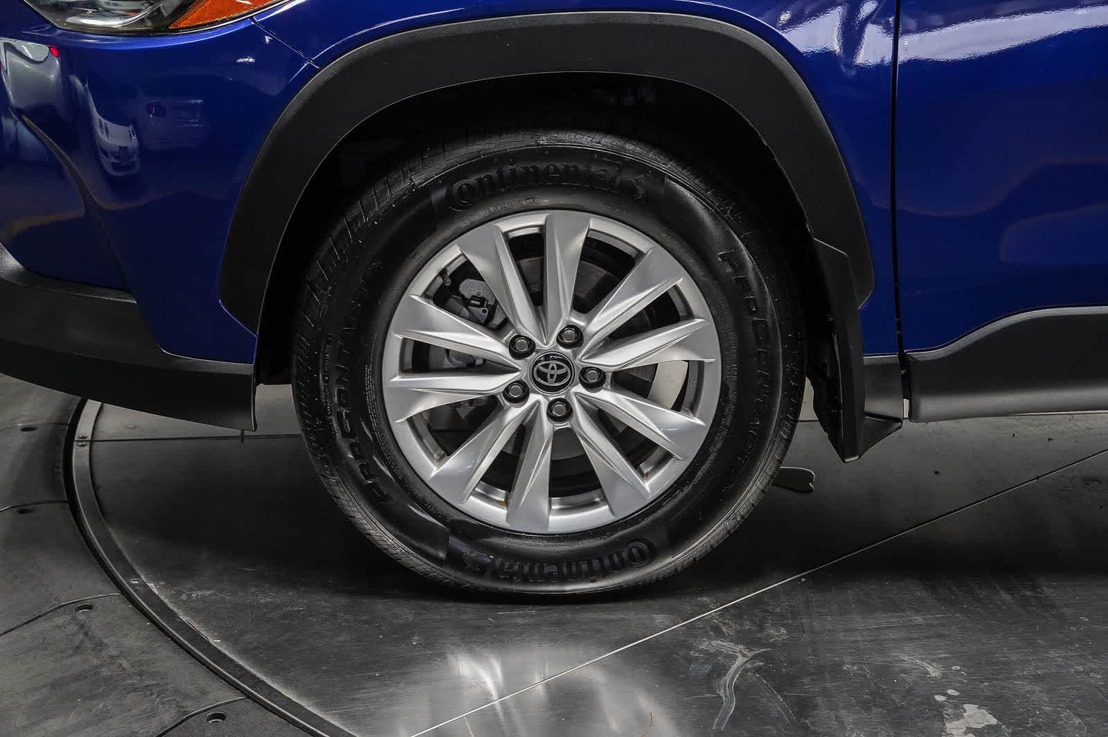 2023 Toyota Corolla Cross LE