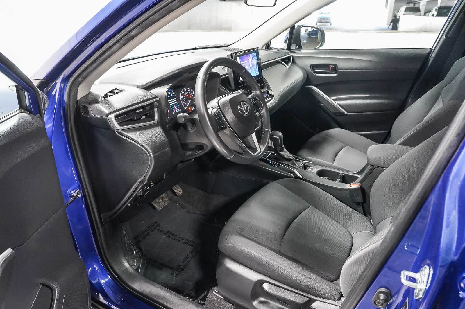 2023 Toyota Corolla Cross LE