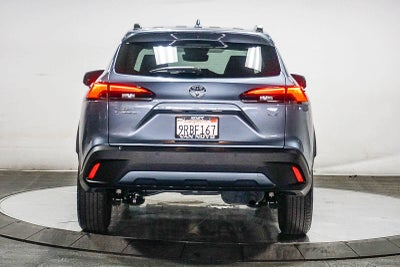 2024 Toyota Corolla Cross XLE
