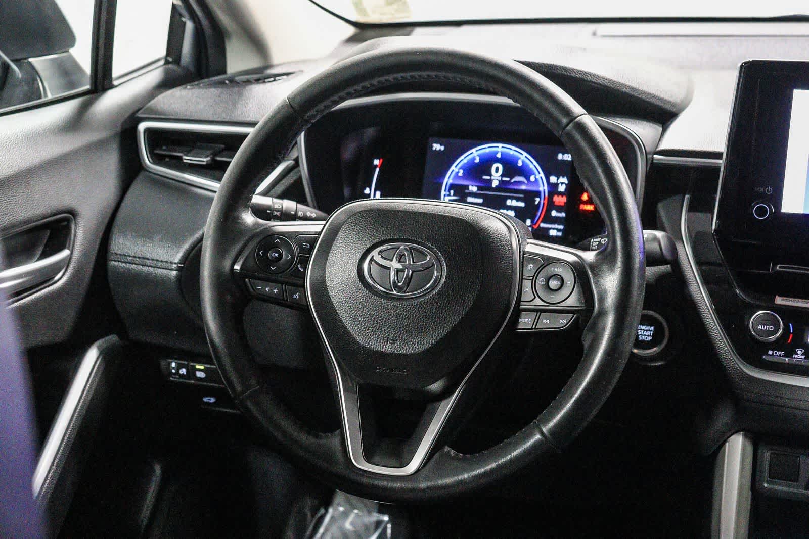 2023 Toyota Corolla Cross XLE