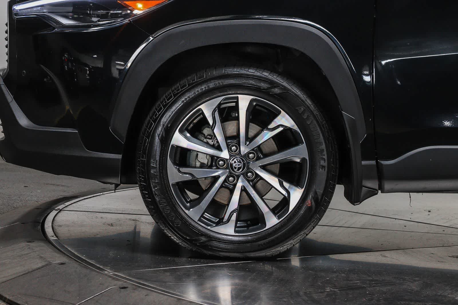 2024 Toyota Corolla Cross XLE