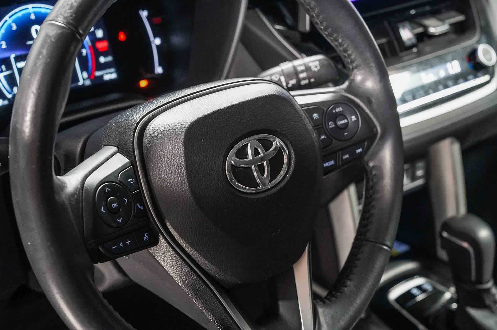 2023 Toyota Corolla Cross XLE