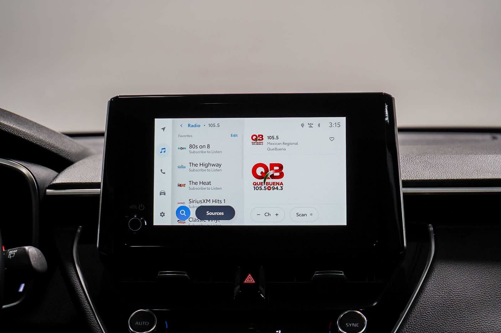 2025 Toyota Corolla Cross XLE