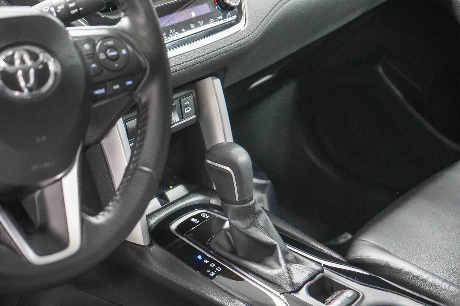 2025 Toyota Corolla Cross XLE