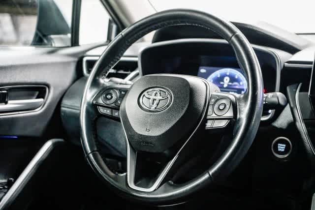 2023 Toyota Corolla Cross XLE