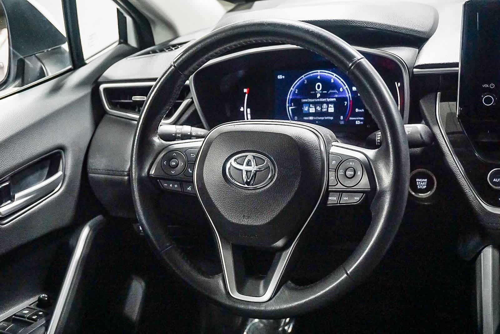 2023 Toyota Corolla Cross XLE