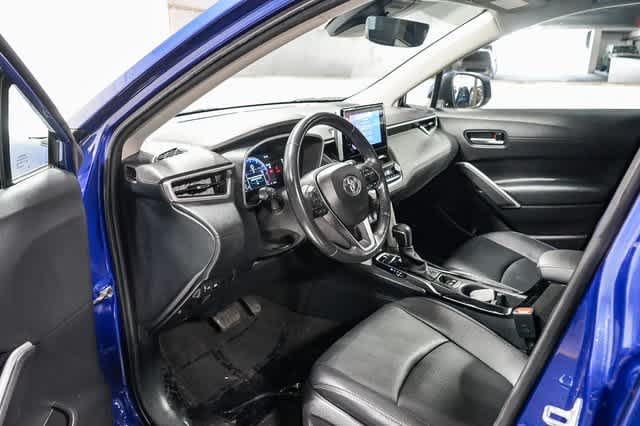 2024 Toyota Corolla Cross XLE