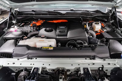 2024 Toyota Sequoia SR5