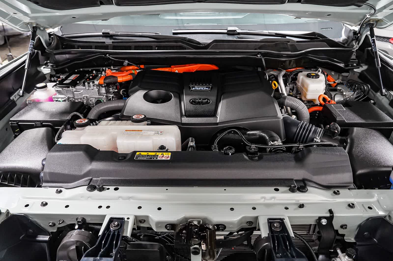 2024 Toyota Sequoia SR5