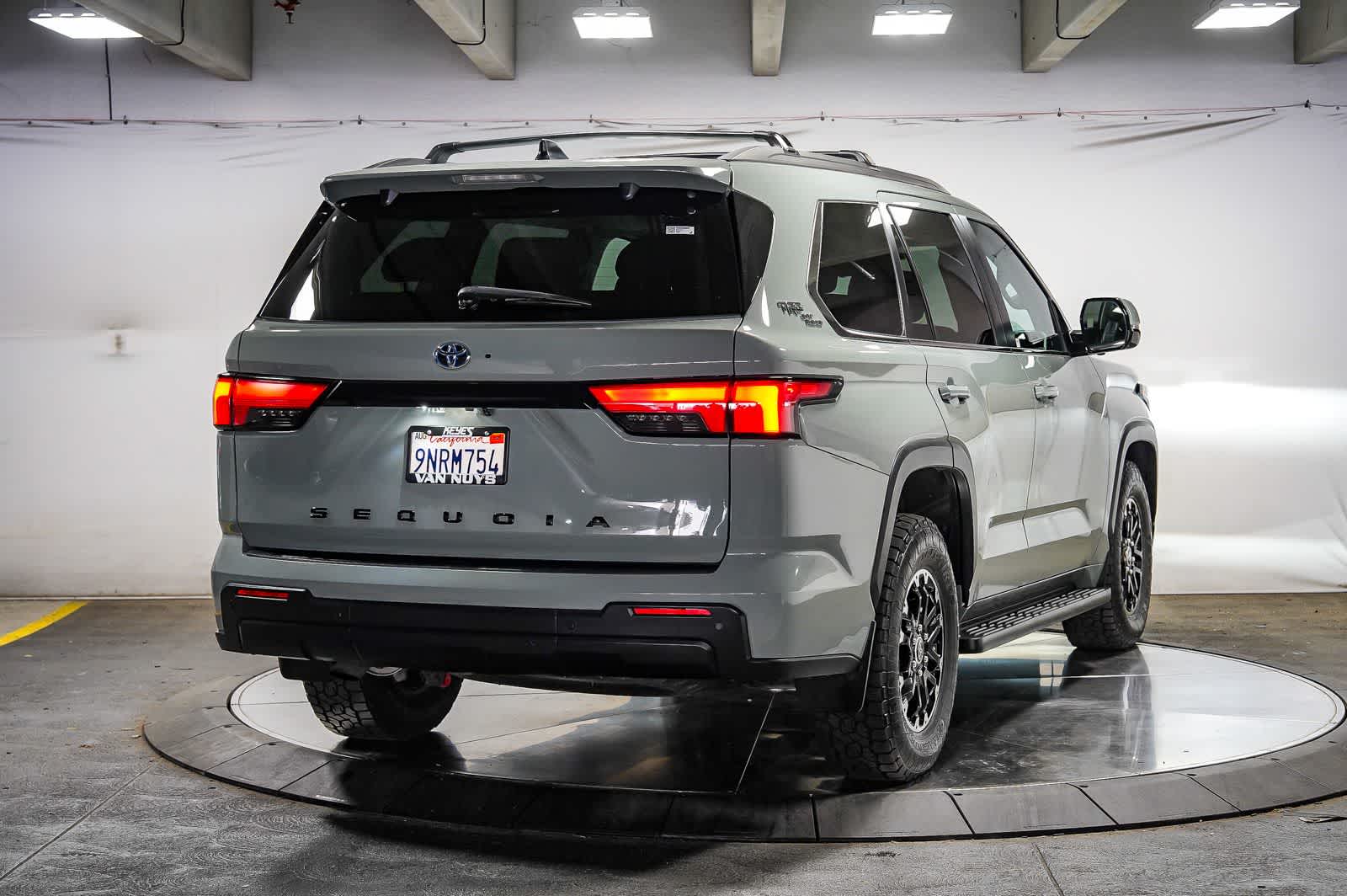 2024 Toyota Sequoia SR5