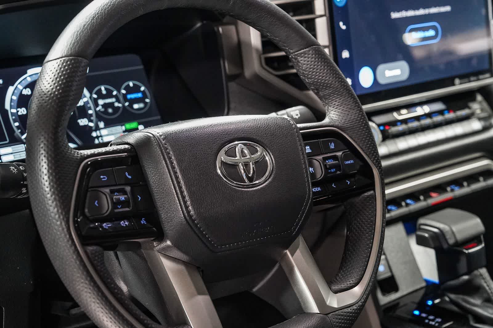 2024 Toyota Sequoia SR5