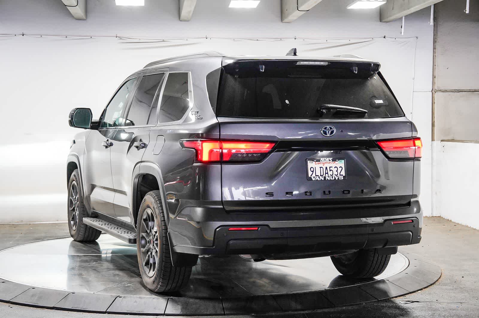 2024 Toyota Sequoia SR5