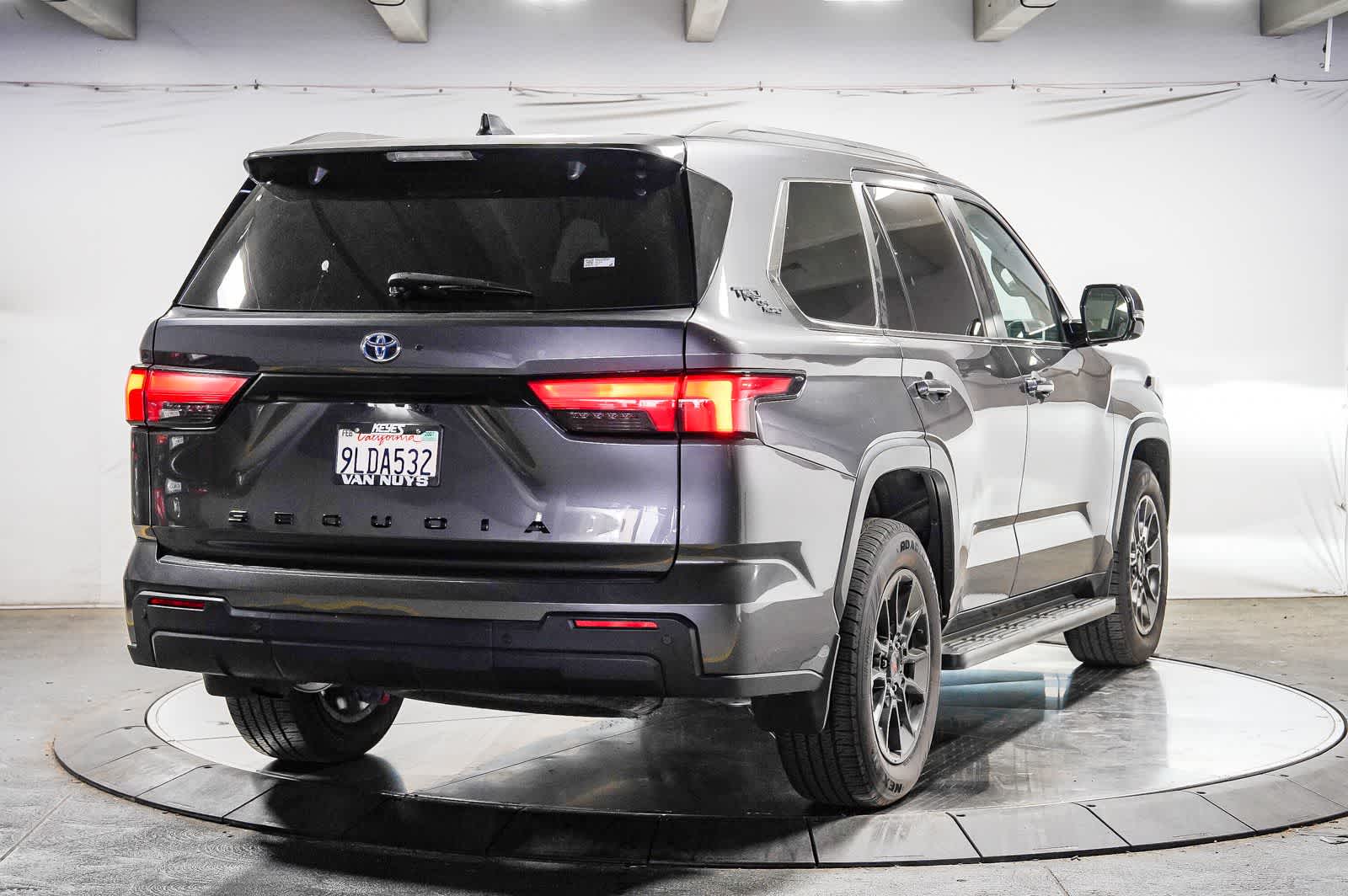 2024 Toyota Sequoia SR5