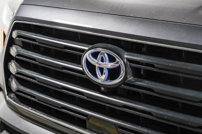 2024 Toyota Sequoia SR5