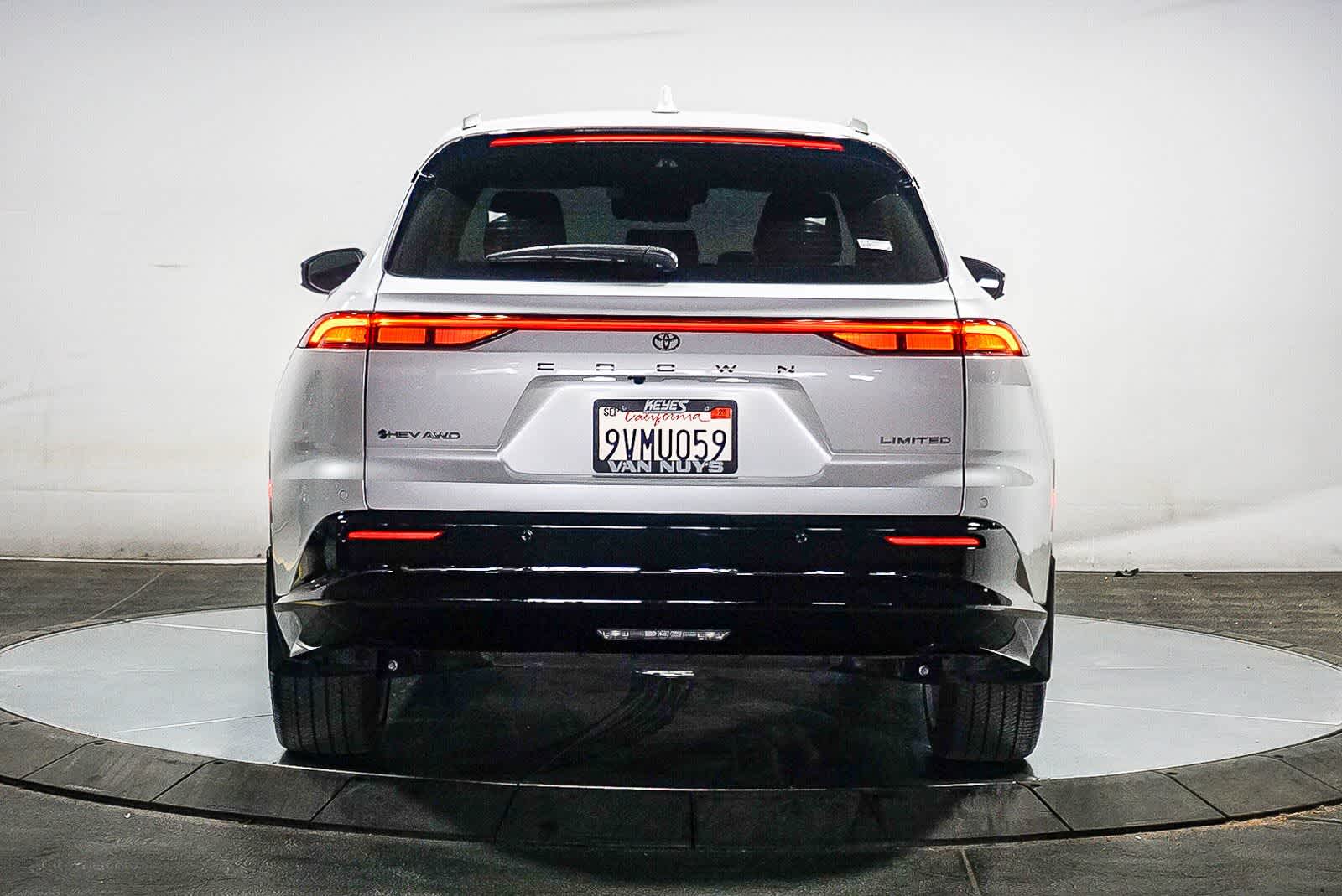 2025 Toyota Crown Signia Limited