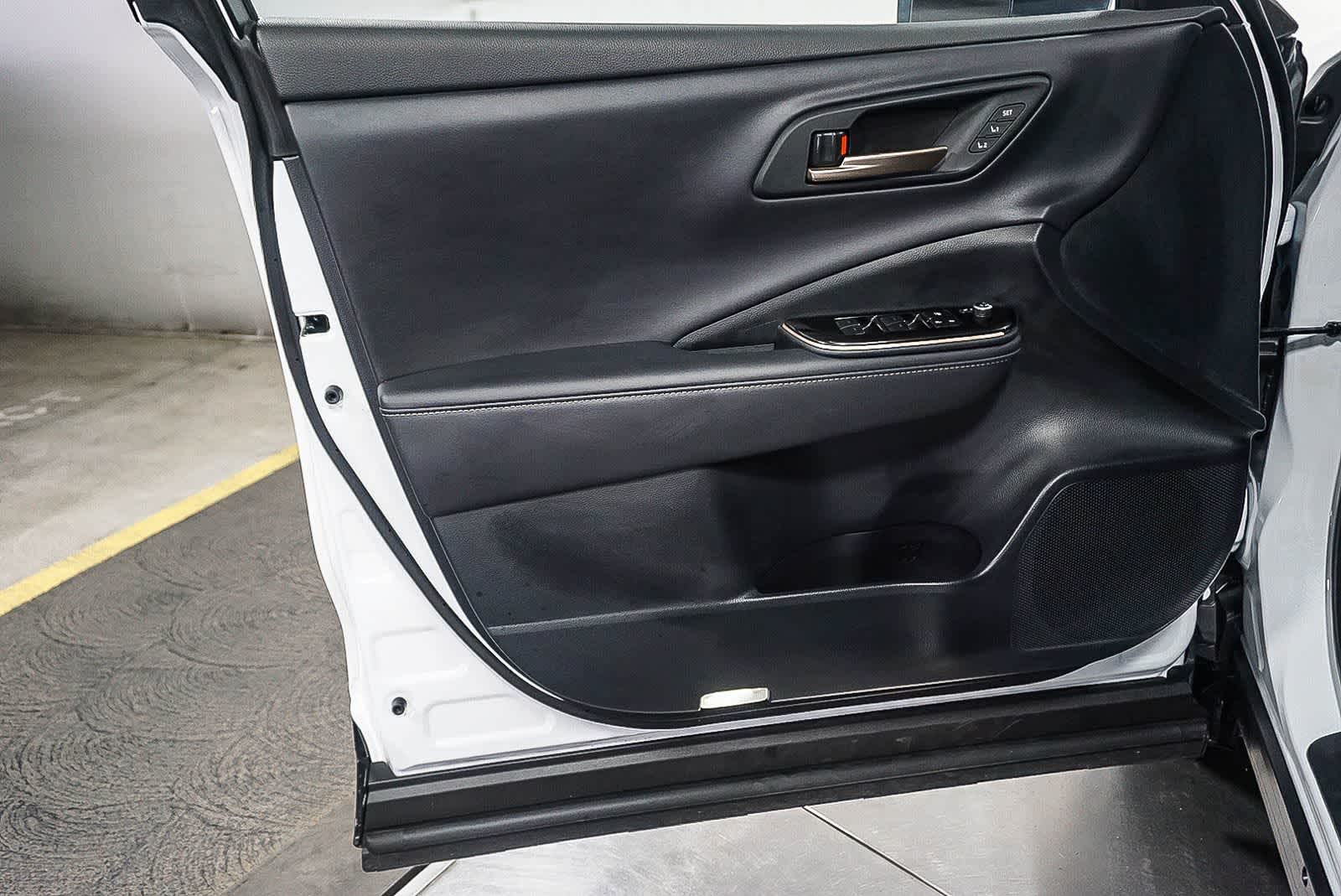 2025 Toyota Crown Signia Limited