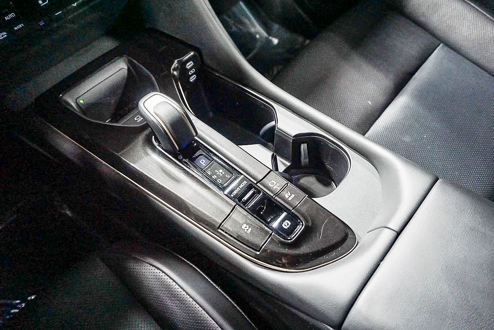 2025 Toyota Crown Signia Limited