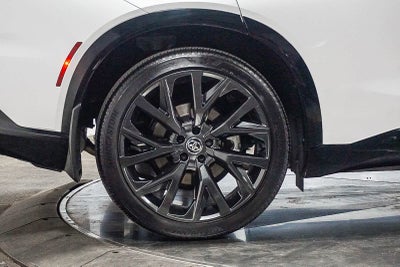 2025 Toyota Crown Signia Limited