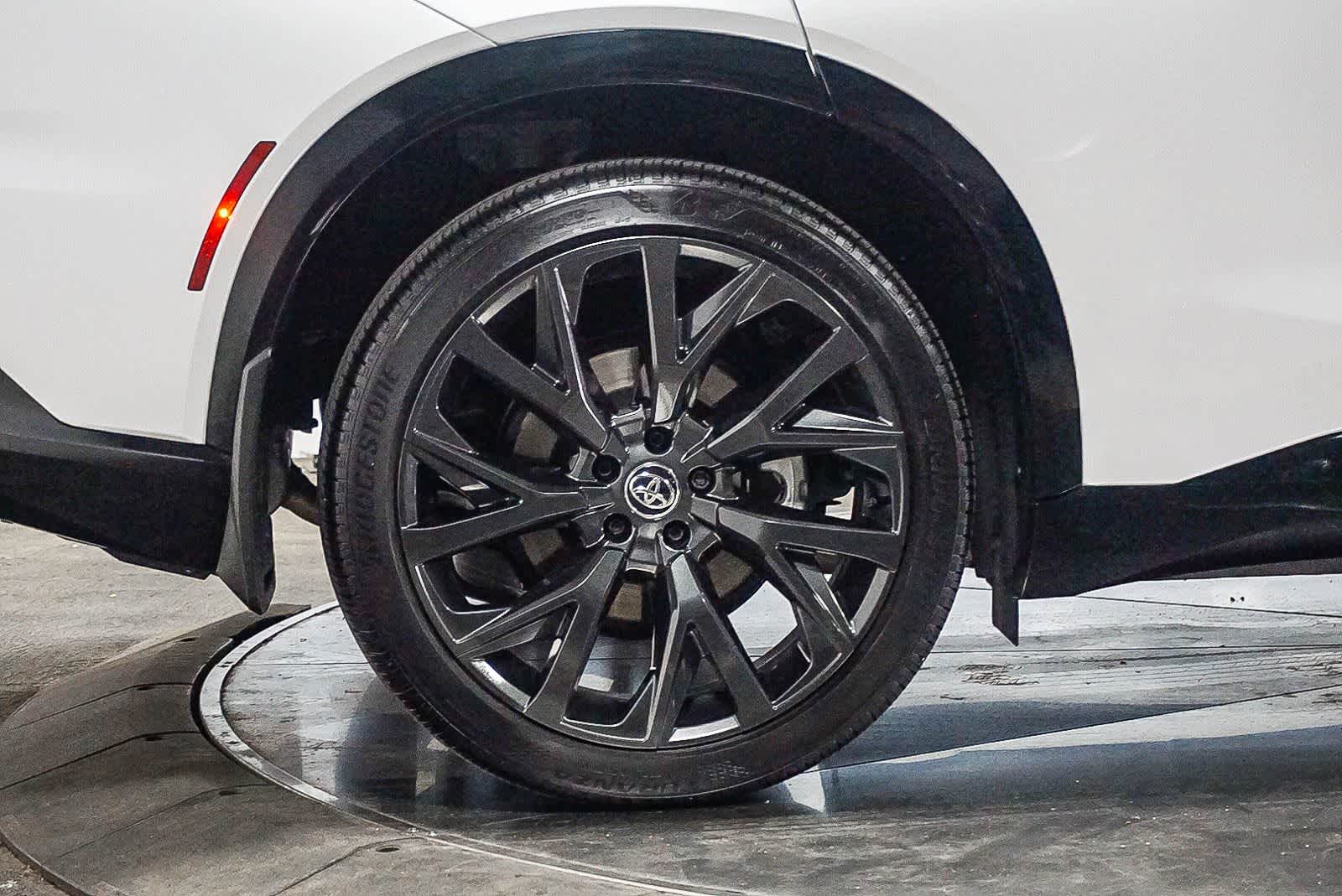 2025 Toyota Crown Signia Limited